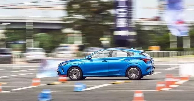 中国最美两厢车长安逸动xt,长安逸动xt15款自动挡