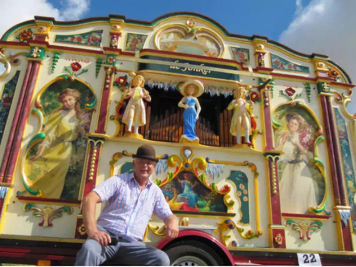 荷兰国花郁金香风车,荷兰风车和郁金香