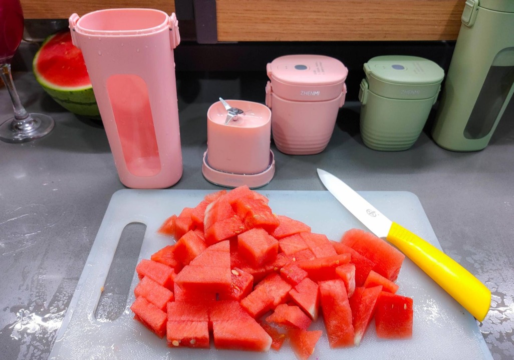 果蔬汁榨汁杯测评,真正好用的便携式榨汁杯