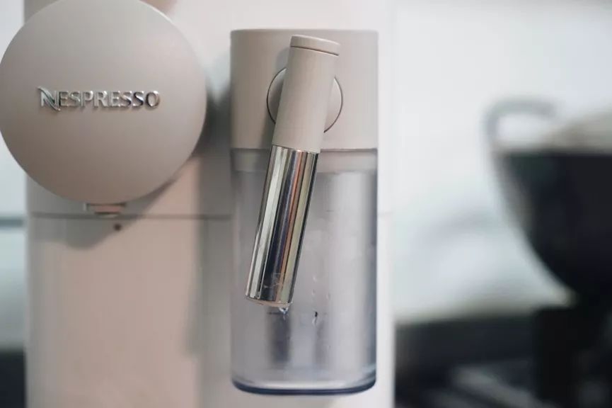 胶囊咖啡机哪款最好,想买咖啡机买便宜的还是贵的好