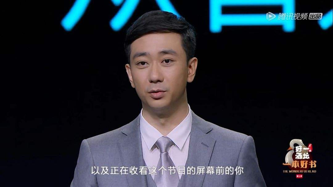 看电视和读书哪个更有益,看电视和阅读书籍