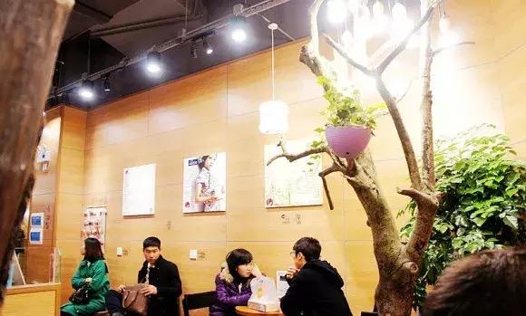 当下比较火的茶饮品牌,让人眼前一亮的老字号