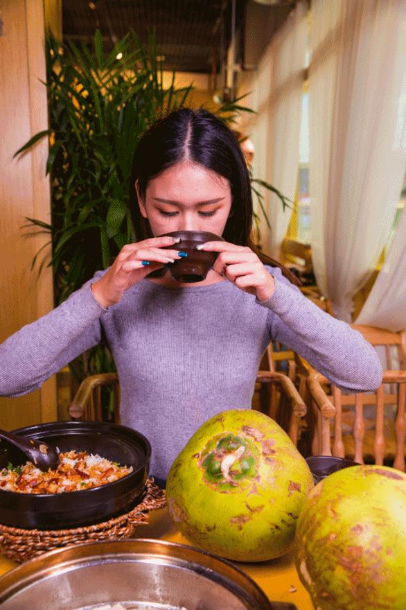 万达椰子鸡哪家最好,万达海南椰子鸡最正宗的店