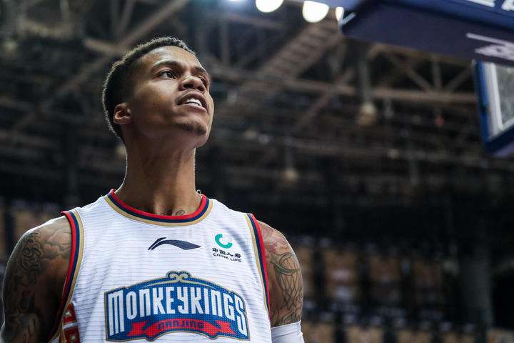 cba绝杀球领先一分,2019cba绝杀集锦