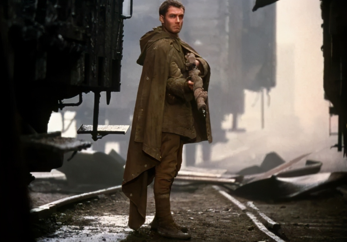 凡尔赛学经典反例,这部电影讲述了虚假繁荣的极端