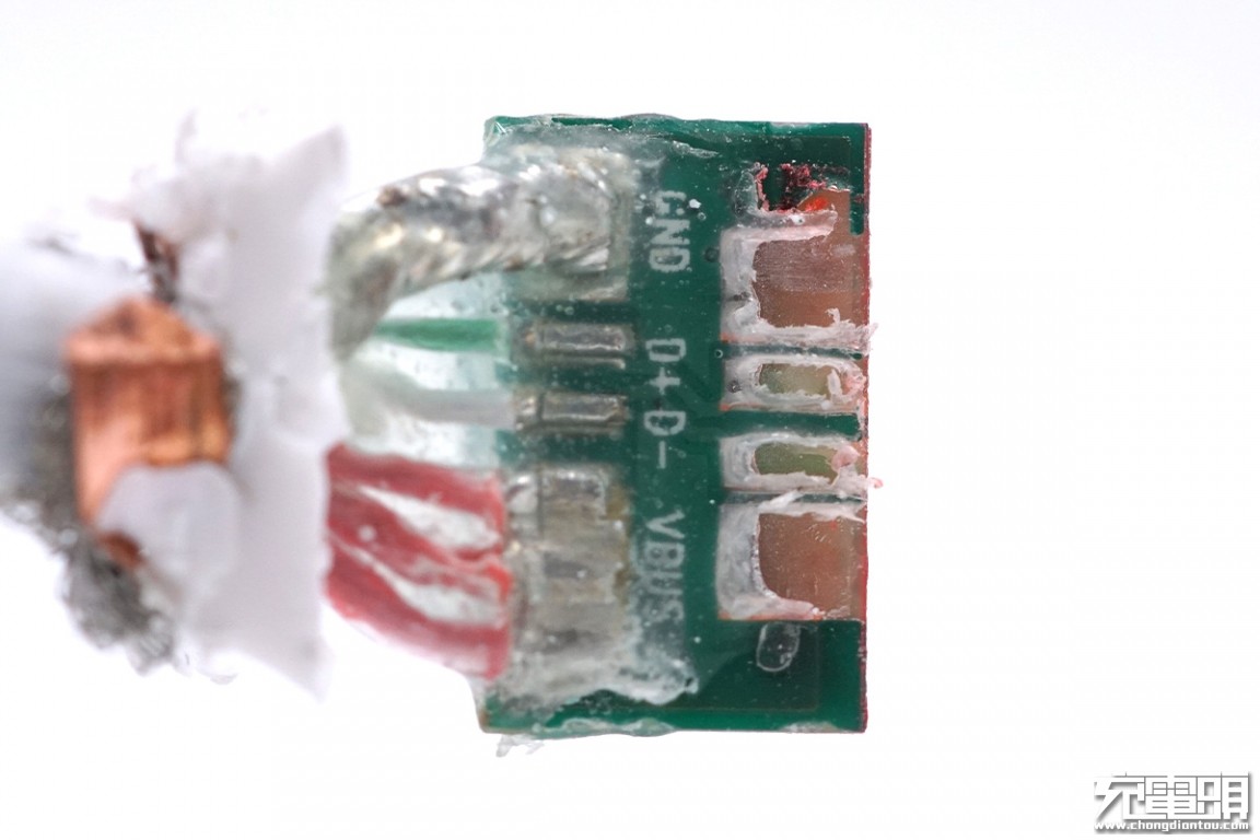 华为usb充电线拆解,华为40w快充数据线拆解构造