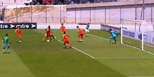 足球要从娃娃抓起是谁提出的,遵循足球发展规律从娃娃抓起