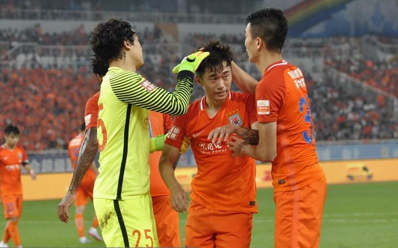 李霄鹏鲁能深度解析,96赛季鲁能阵容