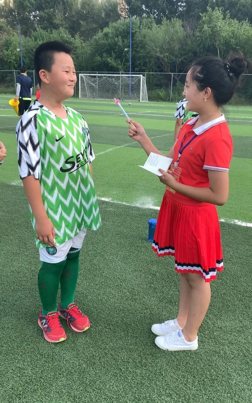 吕昕瑶采访,吕昕怡羽毛球