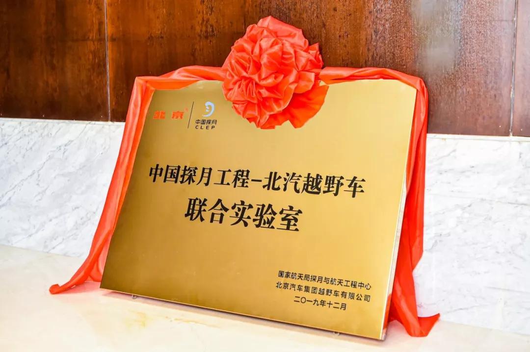 破圈成功助飞“胖五”，《战狼2》中最出色的车，原来是它