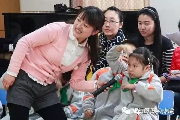 居住证积分10分能上学吗,居住证积分入小学