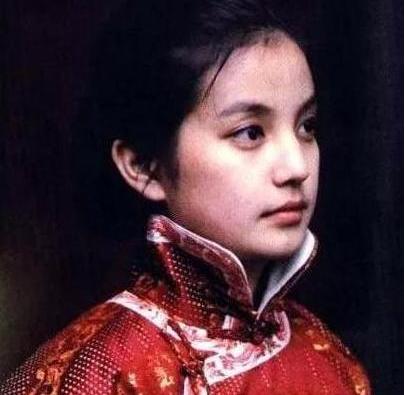 19年前赵薇拍少林足球,琼瑶评价赵薇演少林足球