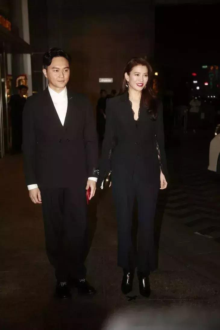 49岁袁咏仪用什么护肤品好用,袁咏仪推介护肤品