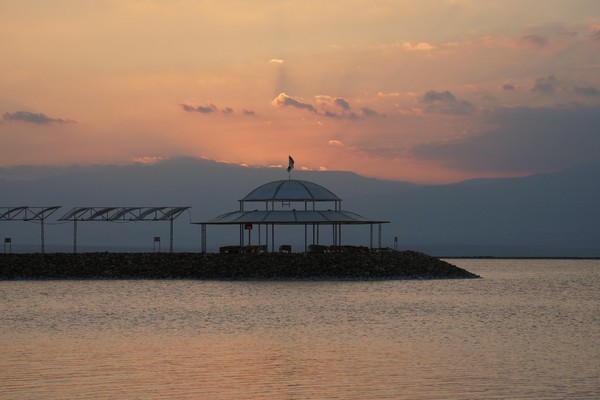 以色列死海全景图,以色列死海旅游攻略