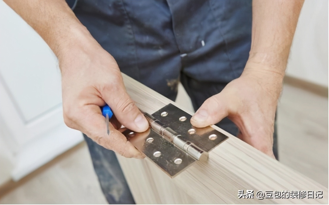 室内门选择什么五金的比较好,家中装修门的五金选什么材质