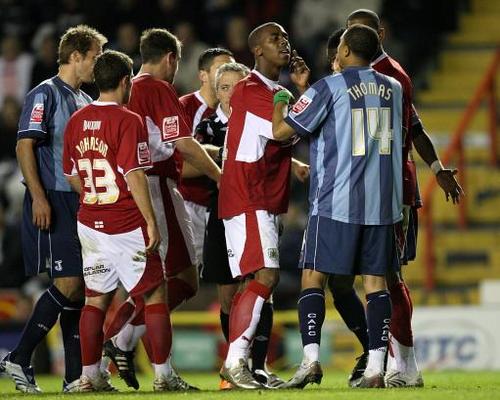 足球英冠决赛回放,足球联赛直播英超英冠