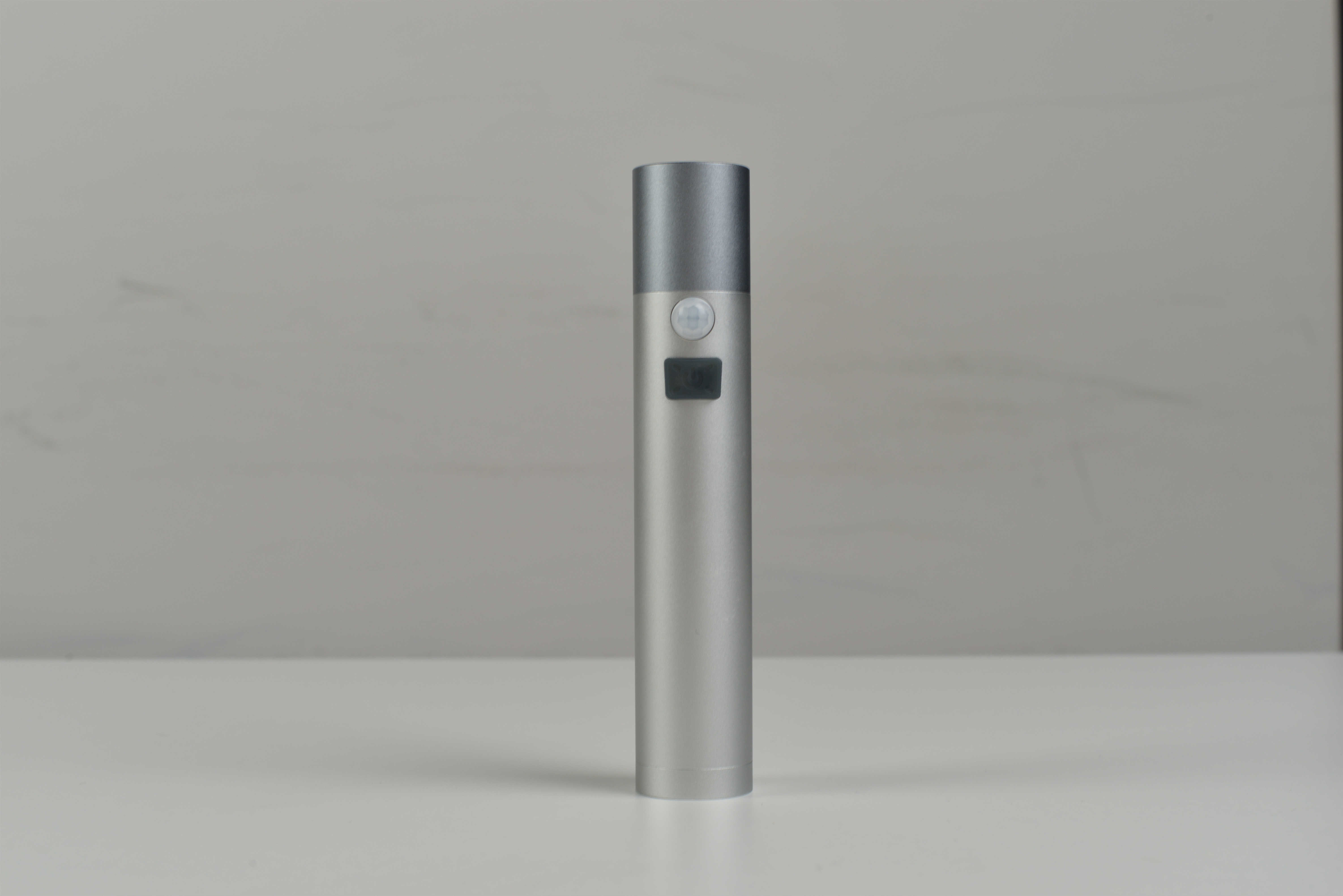 小米超亮手电筒,小米感应手电筒评测