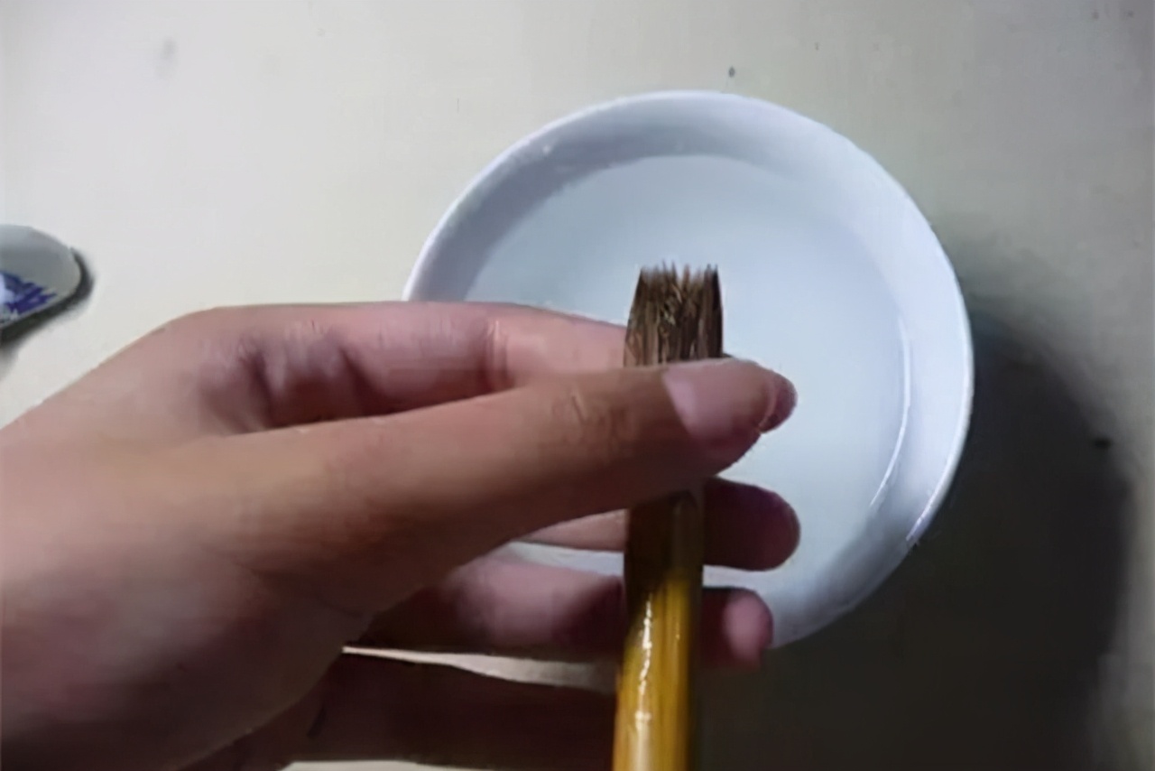 毛笔开笔后要不要盖上笔盖,毛笔开笔怎么洗