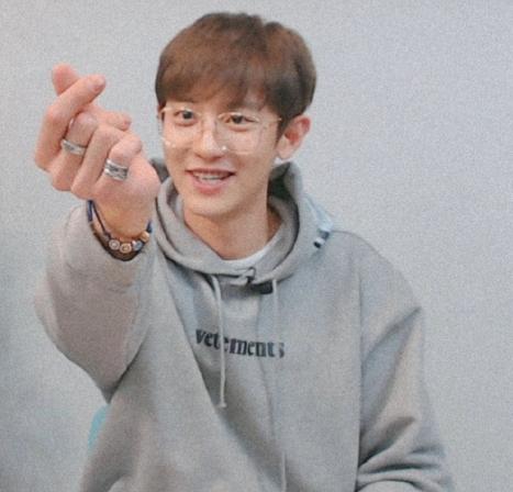 iwillalwaysloveyou边伯贤朴灿烈,朴灿烈边伯贤虎牙直播对比