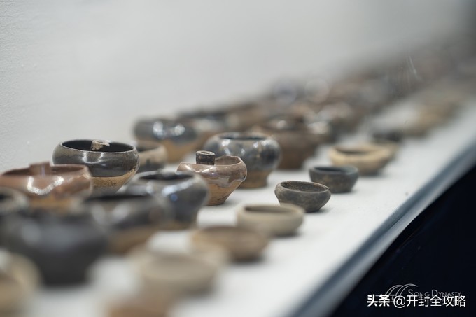 【一画一书览清园】千年汴京城里，做一场灯火阑珊的东京华梦