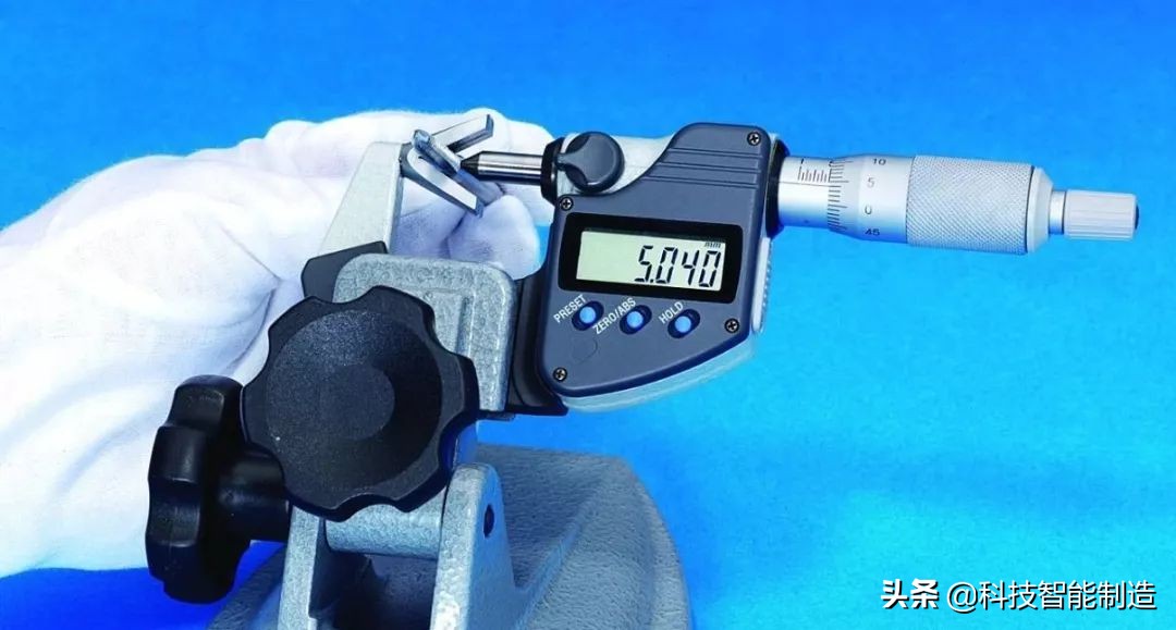 用卡尺测量实物尺寸技巧,大号千分尺的测量方法