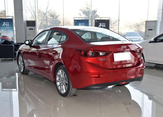 马自达cx30和高尔夫8代哪个好,大众高尔夫和马自达cx30哪个好