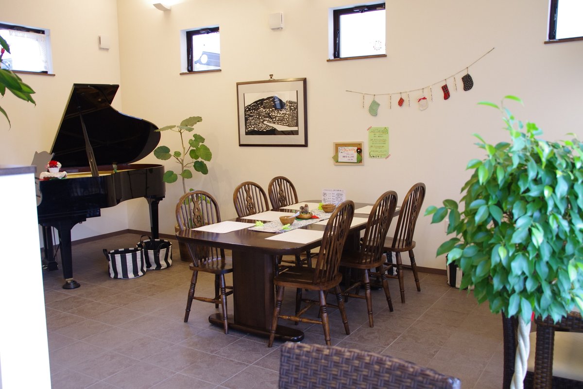 电子琴和钢琴的区别有哪些呢,电子琴61键和钢琴88键有啥区别