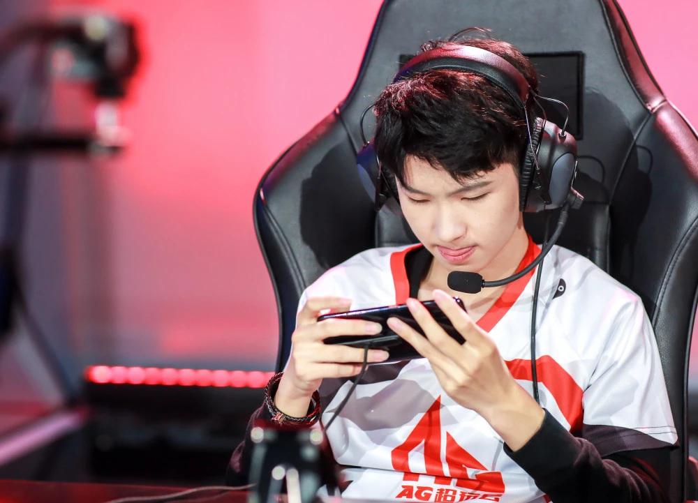 qgfly狼队和ag,一诺转会qg