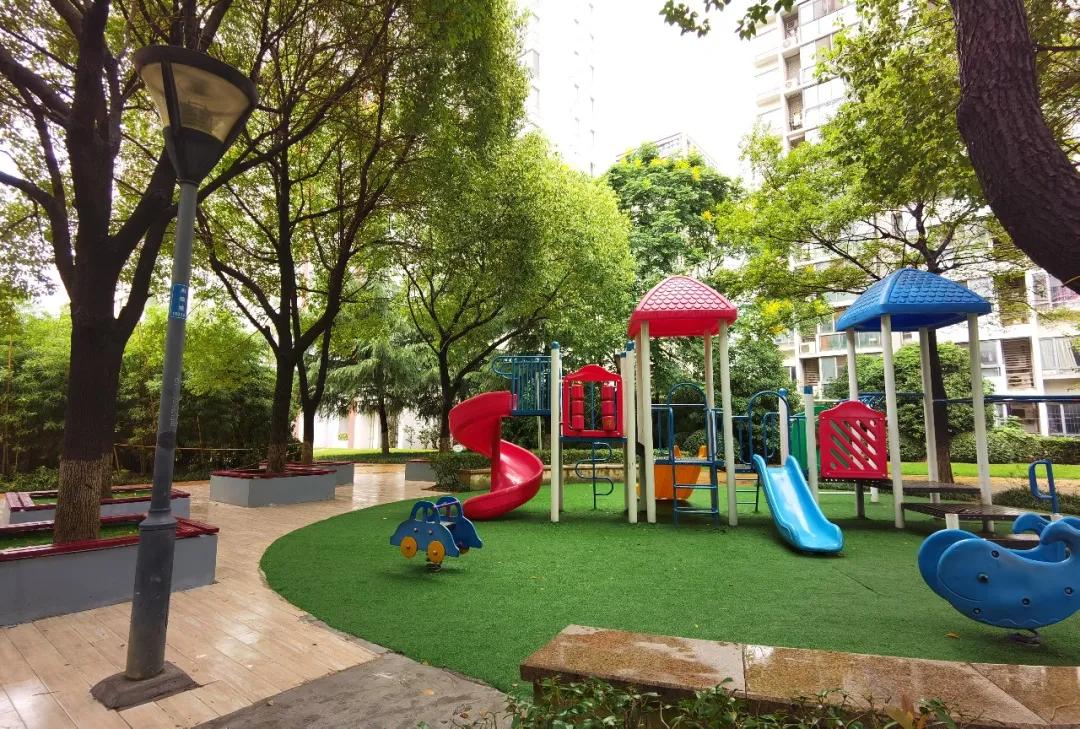 今天,我要好好夸下无锡这个学区房的物业