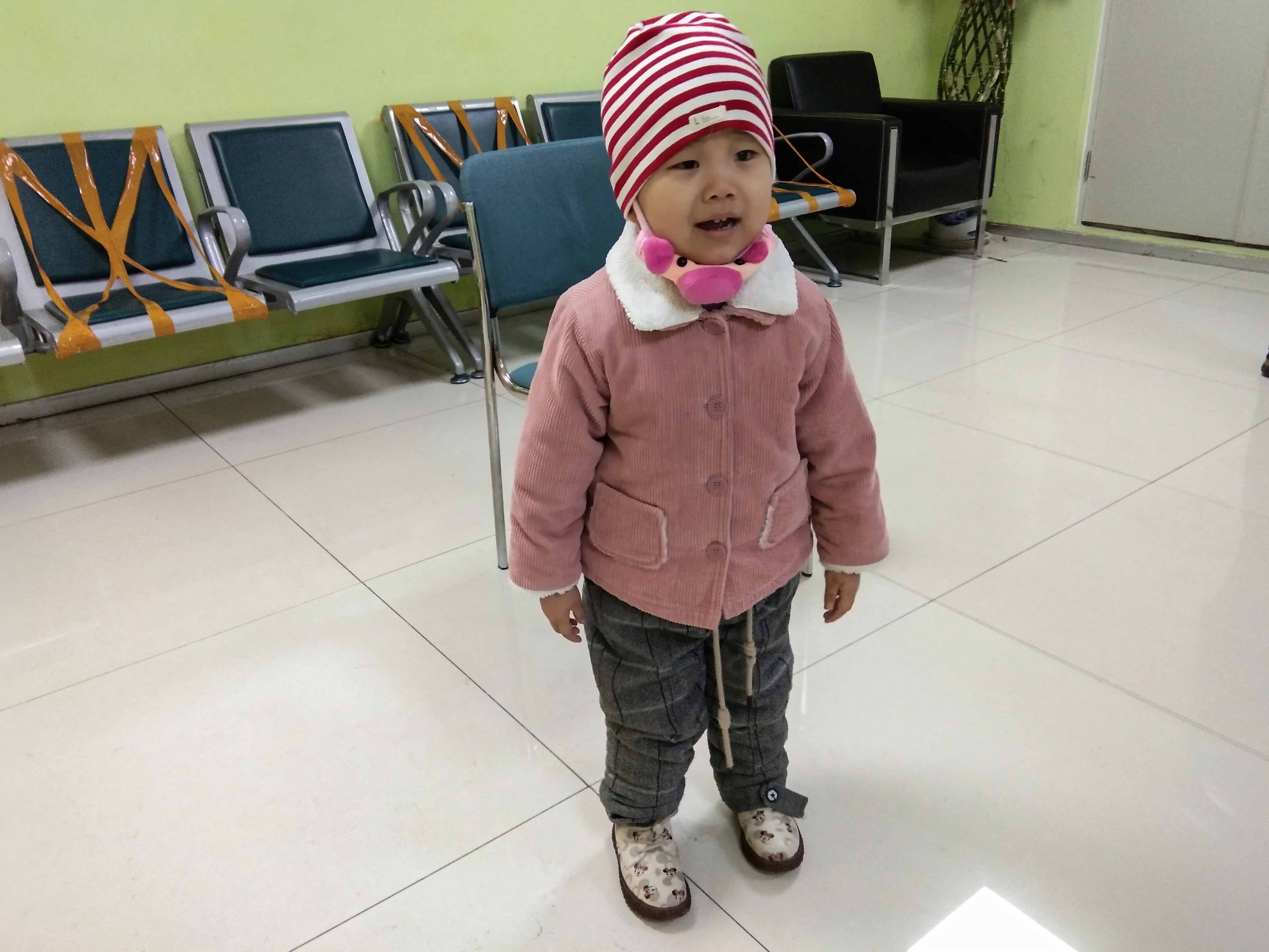 河北一女子漏交女儿新农合出事，崩溃痛哭：对不起，都是妈妈的错