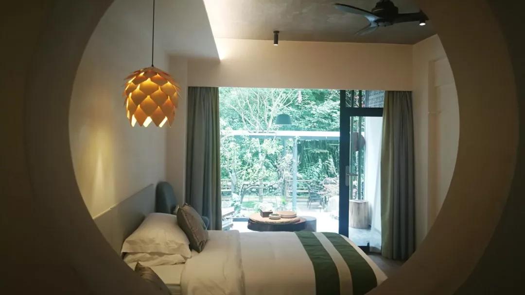 成都民宿推荐青城山,青城山花娟树屋民宿