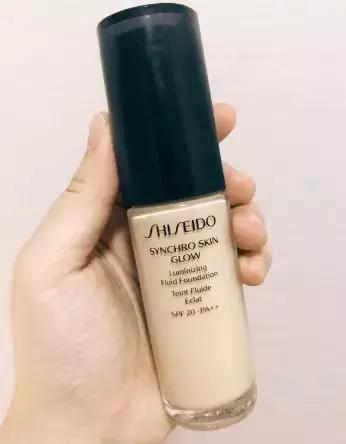 粉底液推荐小仙女,抖音爆款粉底液遮瑕持久不脱妆