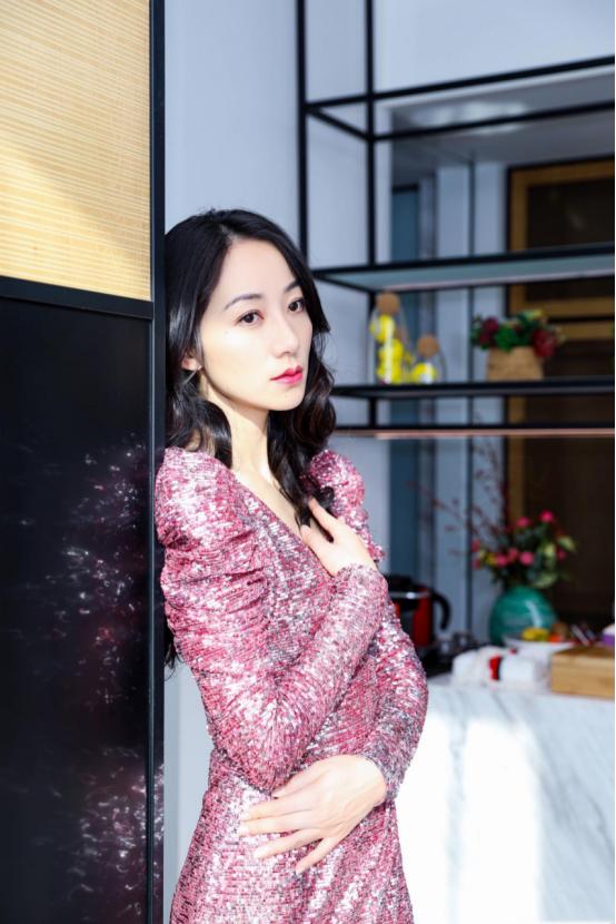 韩雪格子大衣配阔脚裤,韩雪穿格子裤照片