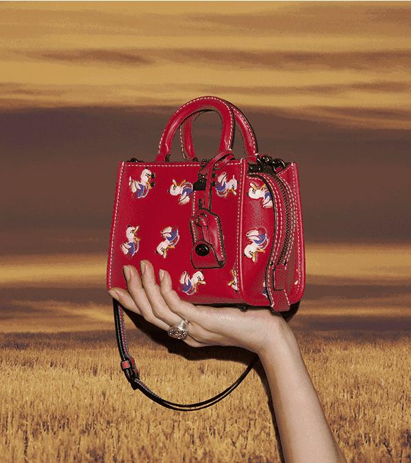 刚步入社会把自己打扮成熟,实用又轻奢的包包