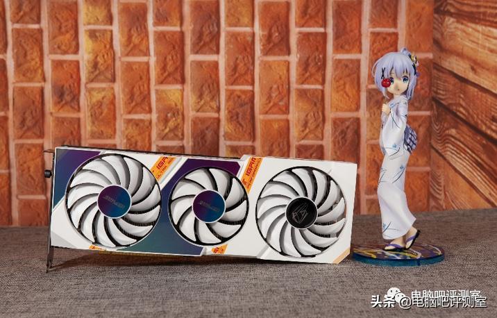 给妹妹买6000多的苹果手机,搭配一台5600xt主机