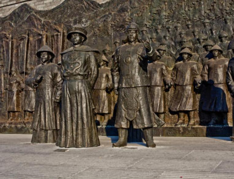 康熙皇帝评价明朝皇帝,康熙对千古一帝的看法