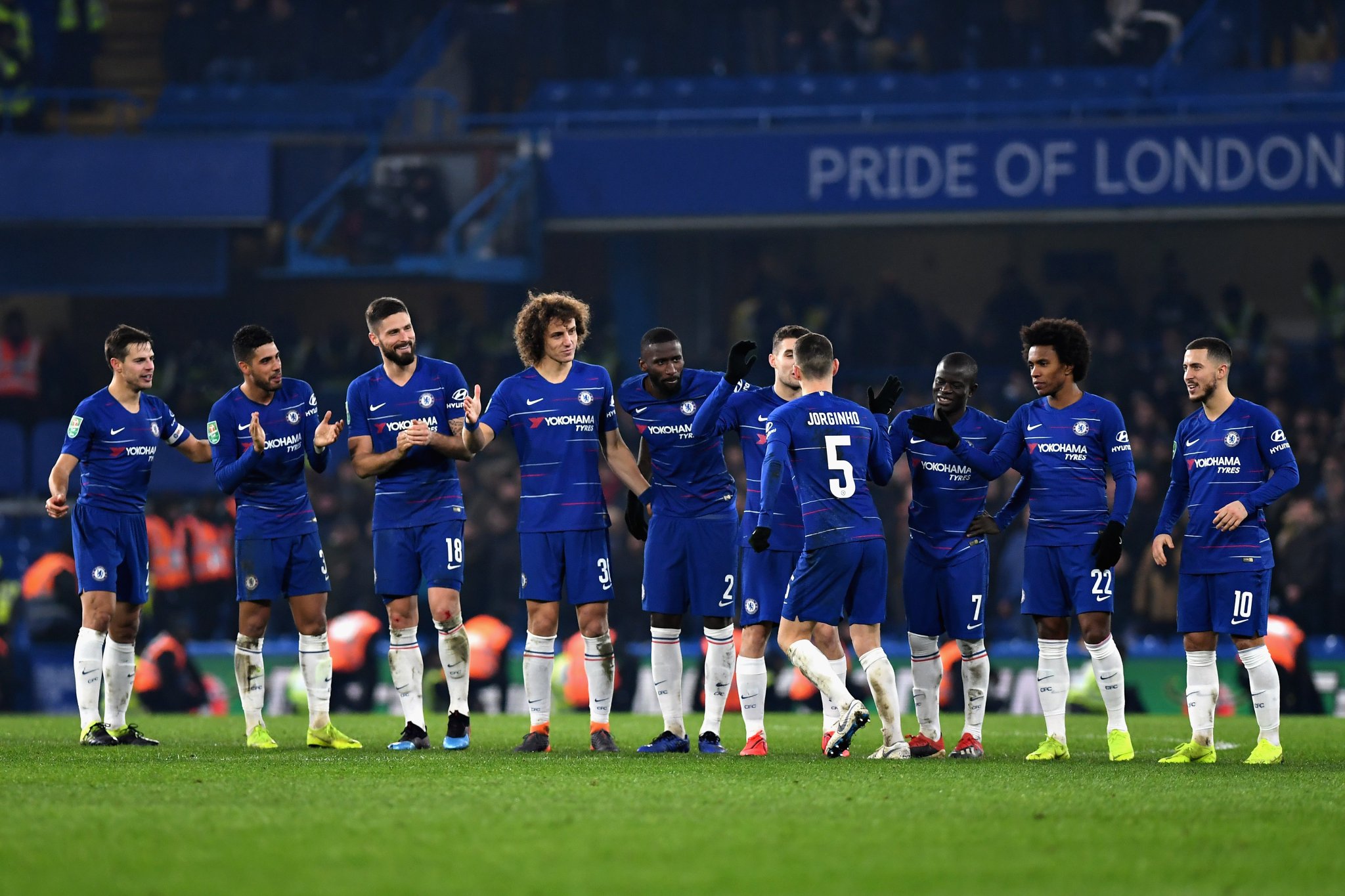 英联杯曼城对切尔西比分,英联杯切尔西2-0热刺