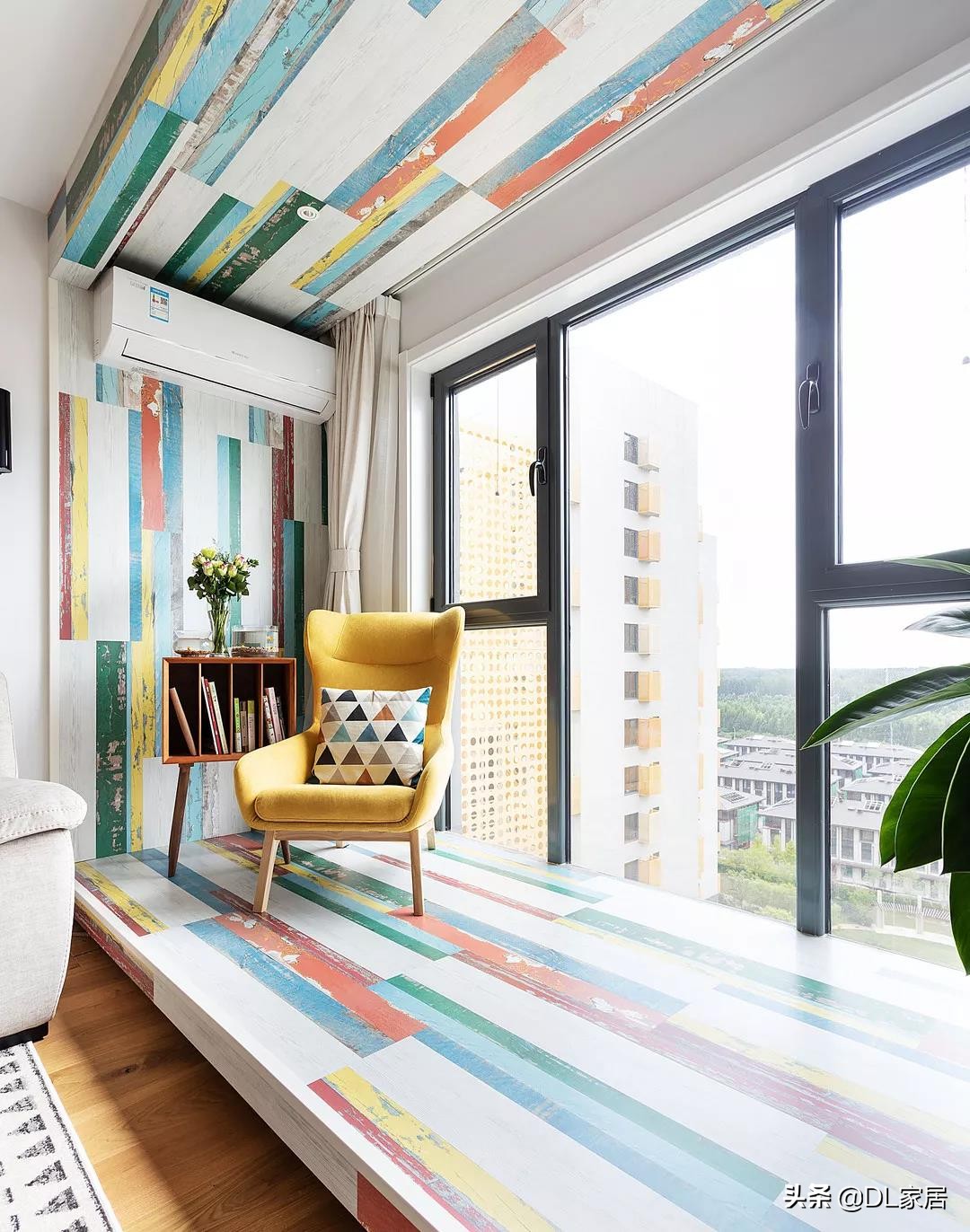 龙猫墙画效果图,雨天的龙猫墙绘