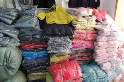 废旧衣服回收赚大钱,废旧衣服回收一般怎么收