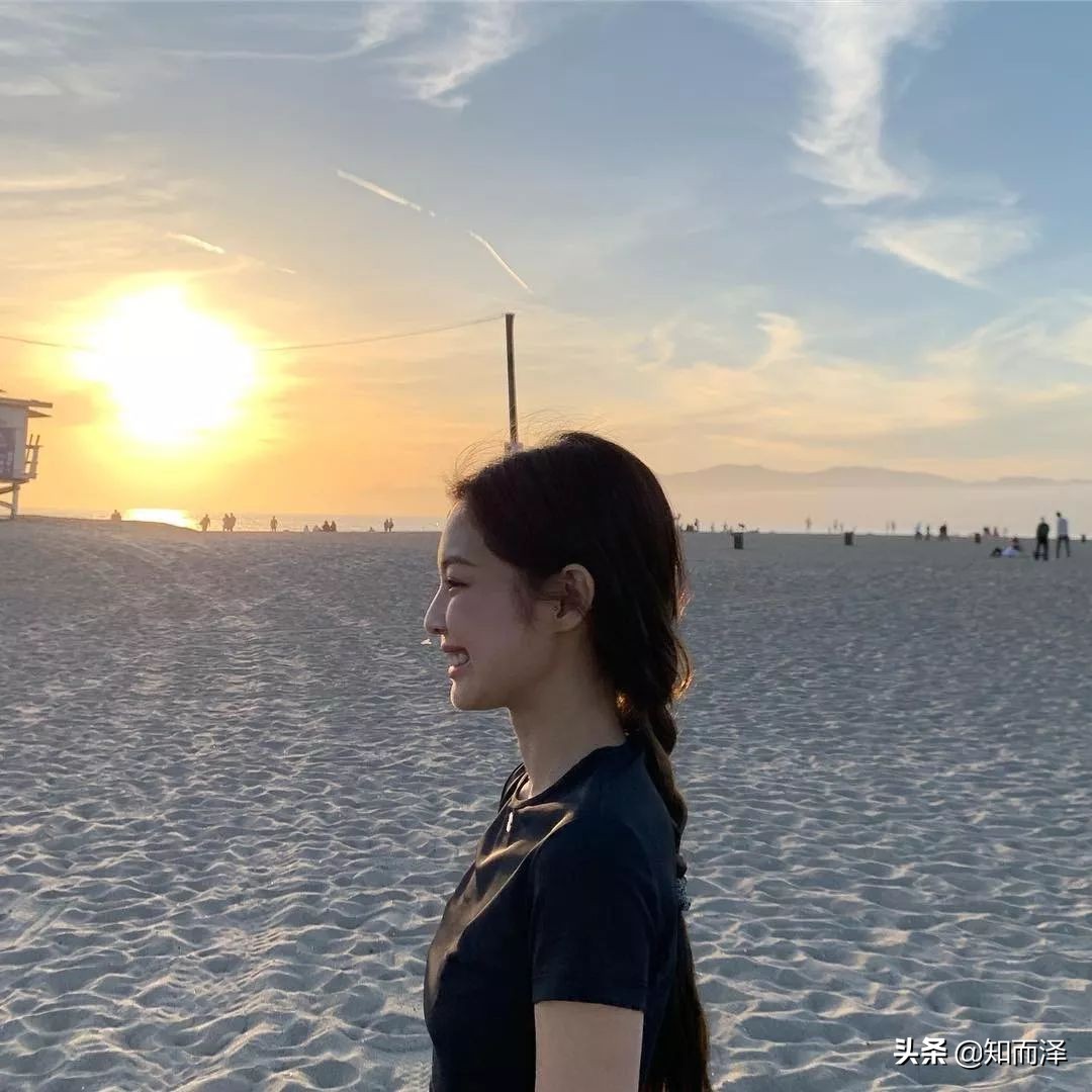 夏天了还不做一个美美哒发型吗,夏天懒得扎头发但又很热怎么办