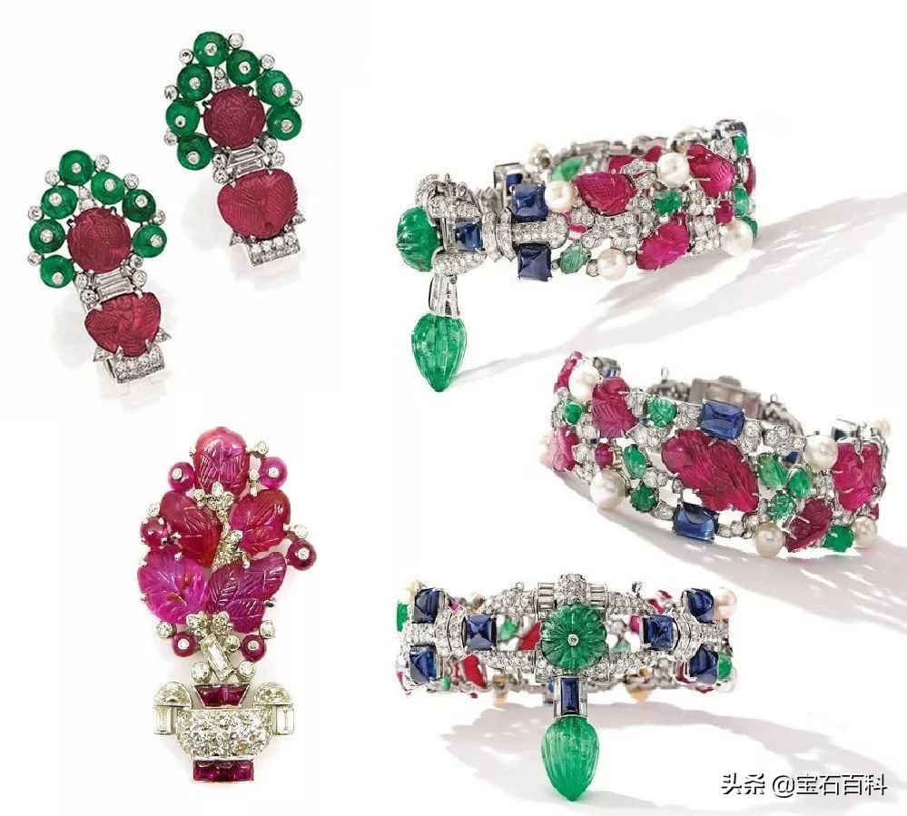 戴红宝石,戴红宝石的女人