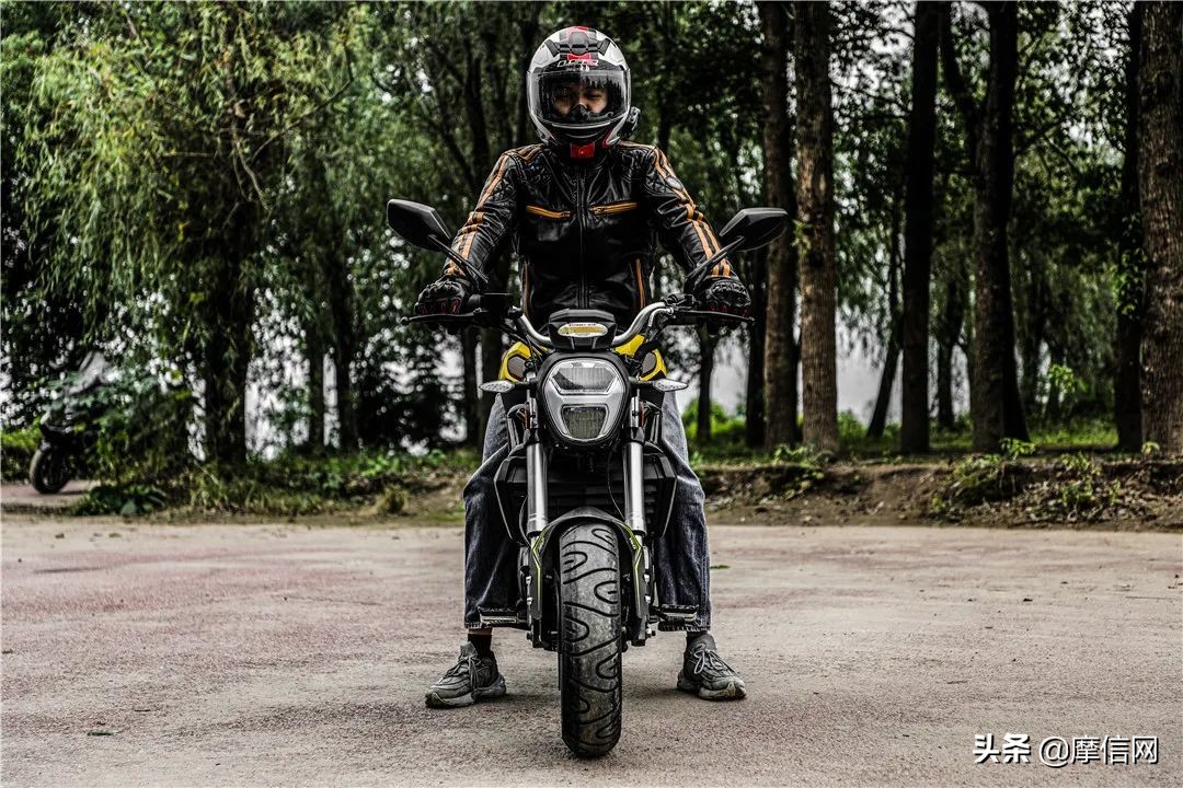 银钢小怪兽150改装方案,银钢150小怪兽试骑