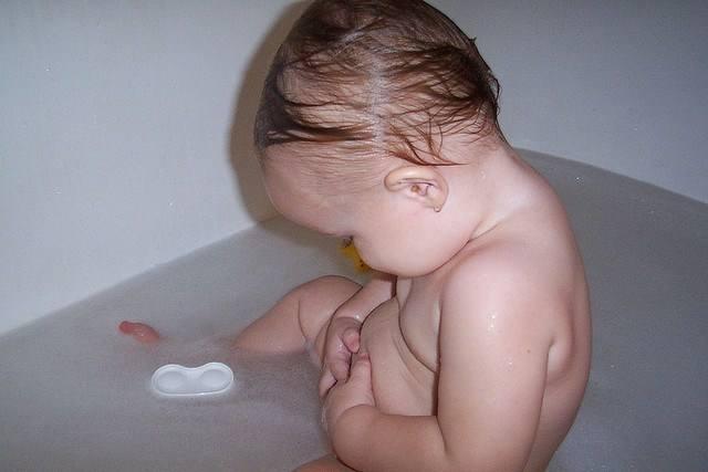 中国民俗文化，沐浴趣谈，初涉人生的洗三