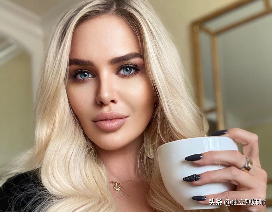 世界高颜值内衣模特网红,美国高颜值内衣模特