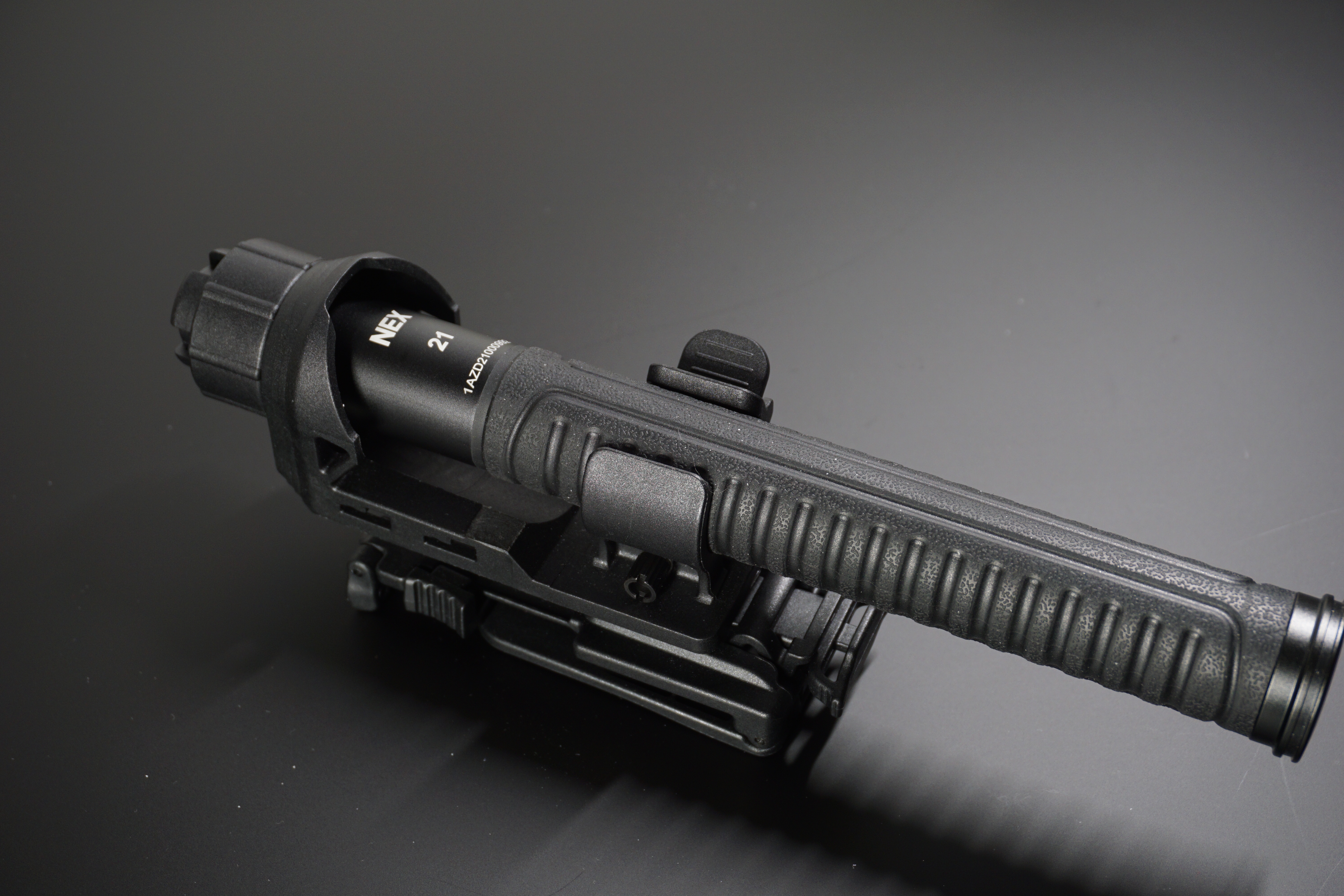 纳丽德nex格挡机械甩棍,nex纳丽德甩棍评测