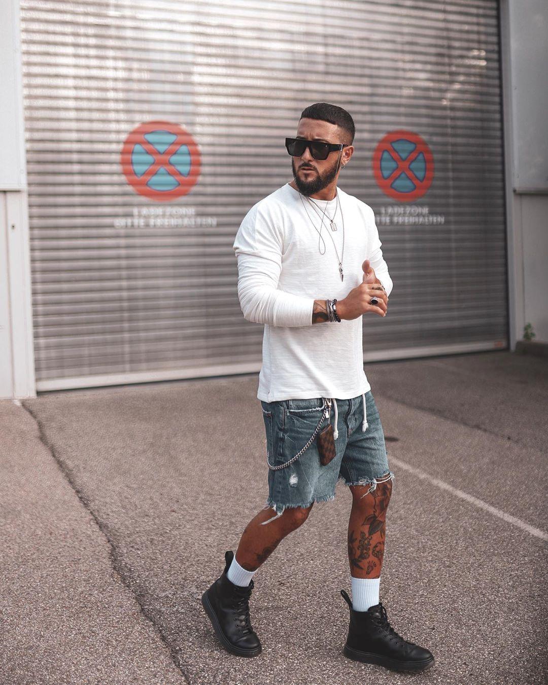 秋天怎么搭配衣服显高显瘦,秋天怎么搭配白色的长袖呢