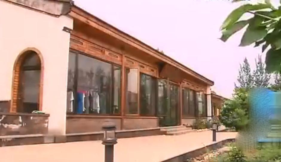 郭敬明与李成儒视频,李成儒怼郭敬明改大腕的段子