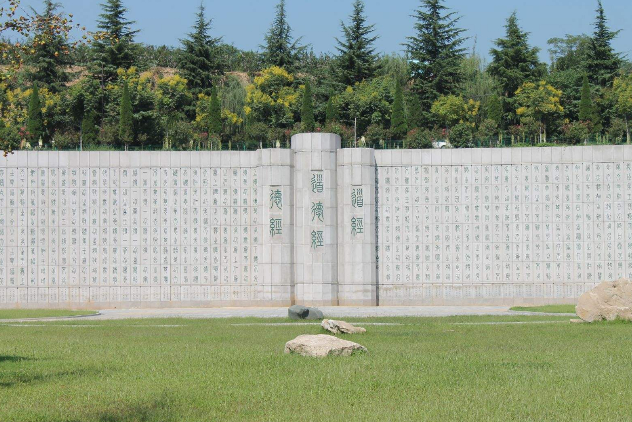 河南耗资5.89亿景区，被称中原“小故宫”，距灵宝市13公里