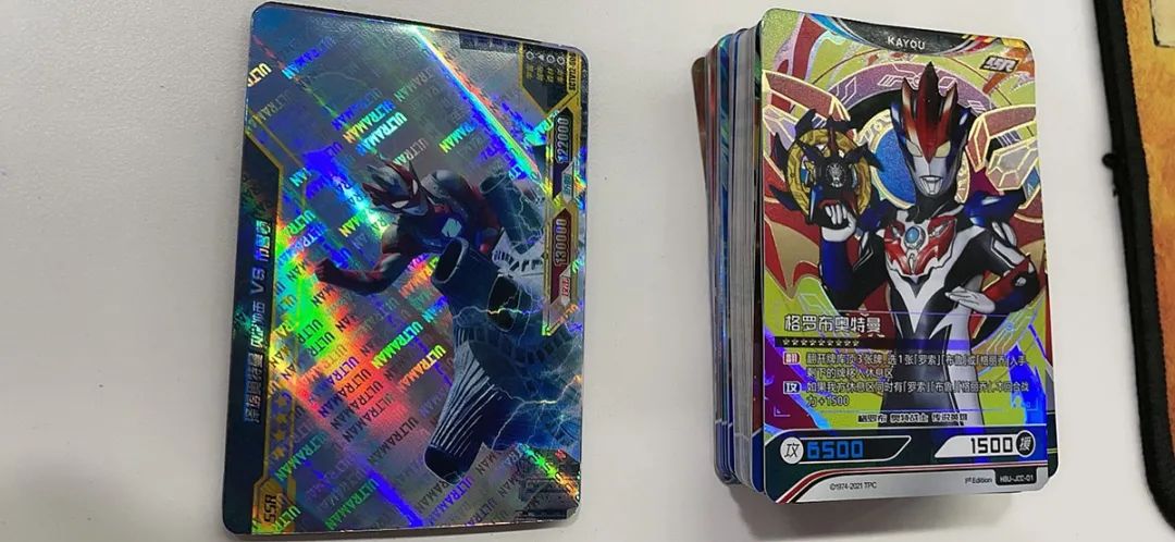 熊孩子买奥特曼卡片的新闻,奥特曼卡片3000元