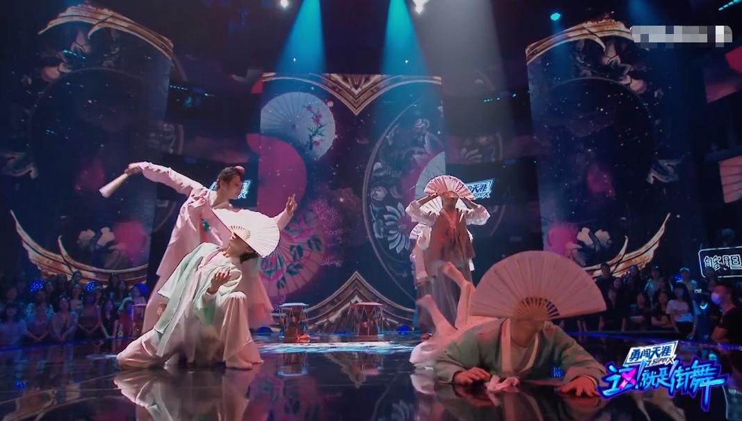 《这就是街舞》朝鲜族舞蹈，在韩网热议被骂，韩国人长长见识吧